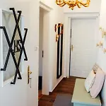 Aussee- Beletage Salzherrenhof- Kueche, Wlan, Netflix דירה