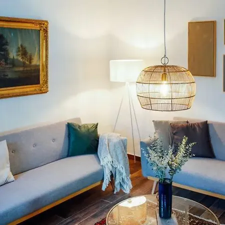 Apartament Aussee- Beletage Salzherrenhof- Kueche, Wlan, Netflix