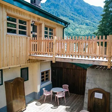 Aussee- Beletage Salzherrenhof- Kueche, Wlan, Netflix Appartement *