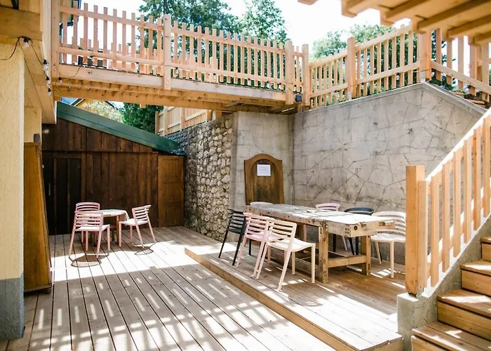 Aussee- Beletage Salzherrenhof- Kueche, Wlan, Netflix