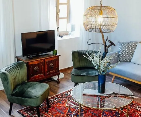 Aussee- Beletage Salzherrenhof- Kueche, Wlan, Netflix * バート・アウスゼー