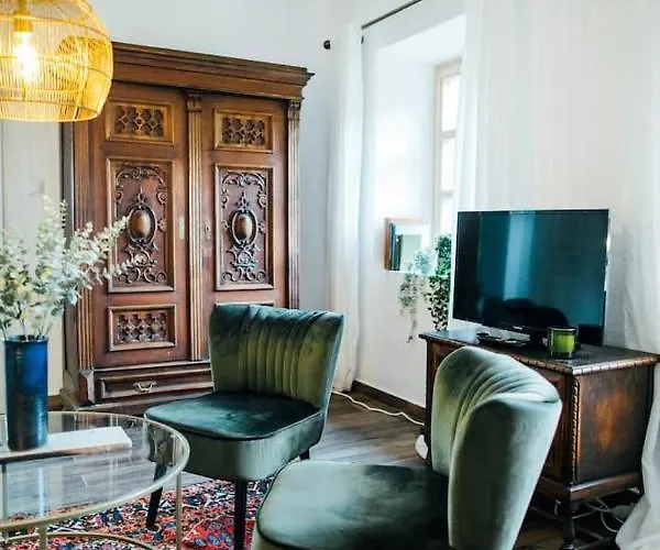 Aussee- Beletage Salzherrenhof- Kueche, Wlan, Netflix アパート *